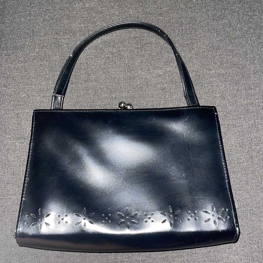 Black small purse with flowers